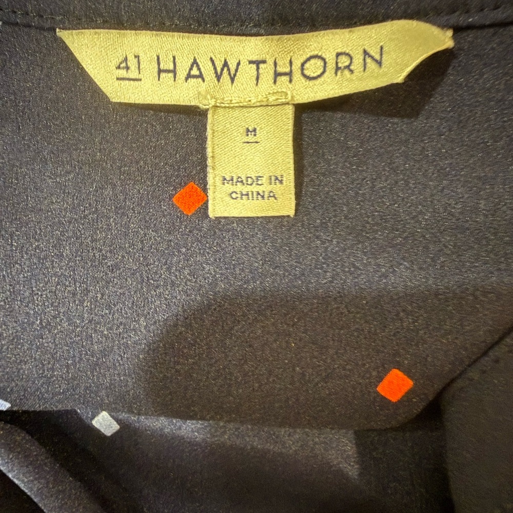 41 Hawthorn Navy Print Button-Front Blouse Medium - Picture 2 of 5